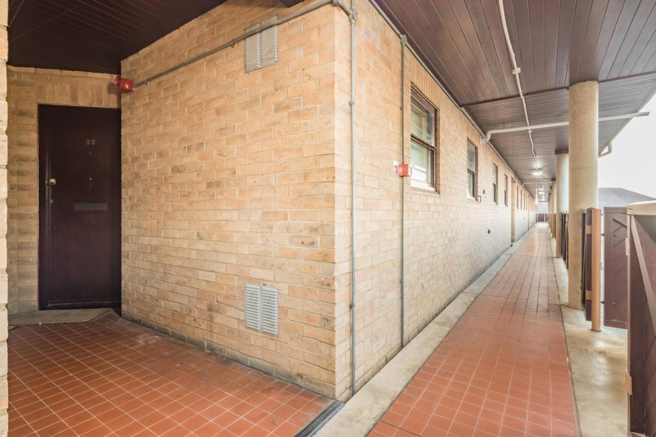 Super Central Cambridge Flat For Up To 4 People Luaran gambar