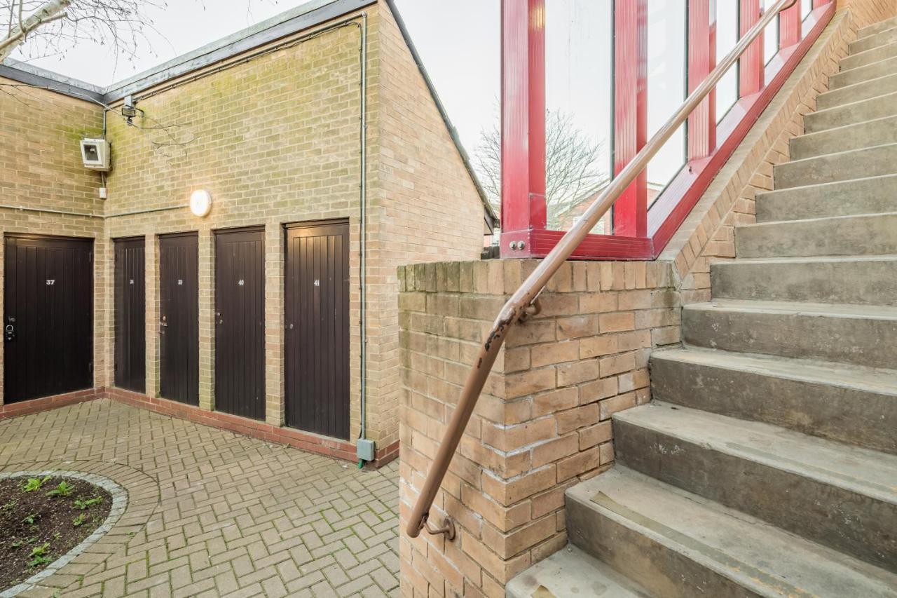 Super Central Cambridge Flat For Up To 4 People Luaran gambar