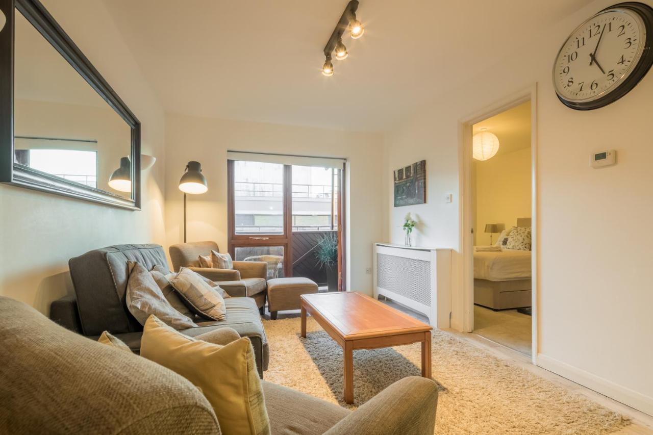 Super Central Cambridge Flat For Up To 4 People Luaran gambar