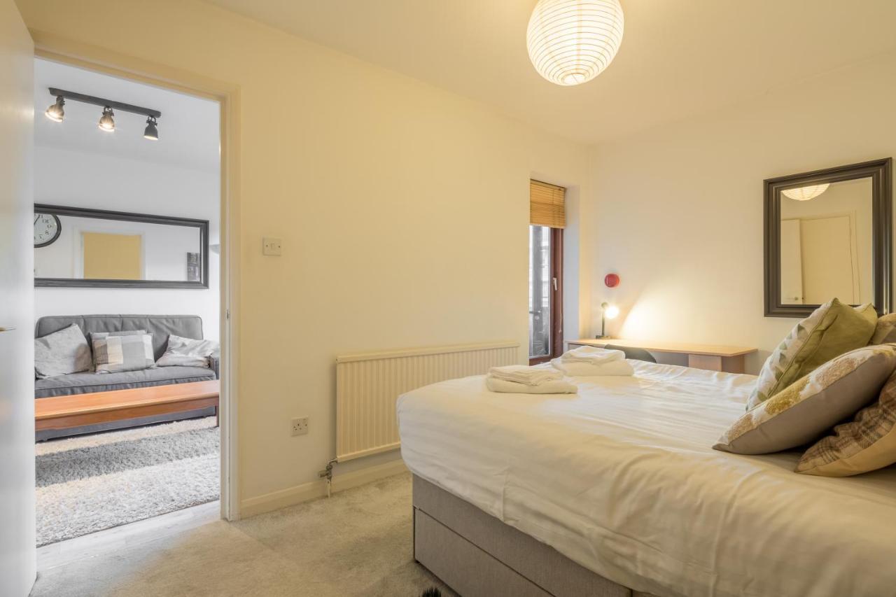 Super Central Cambridge Flat For Up To 4 People Luaran gambar