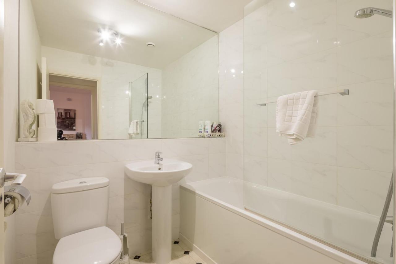 Super Central Cambridge Flat For Up To 4 People Luaran gambar