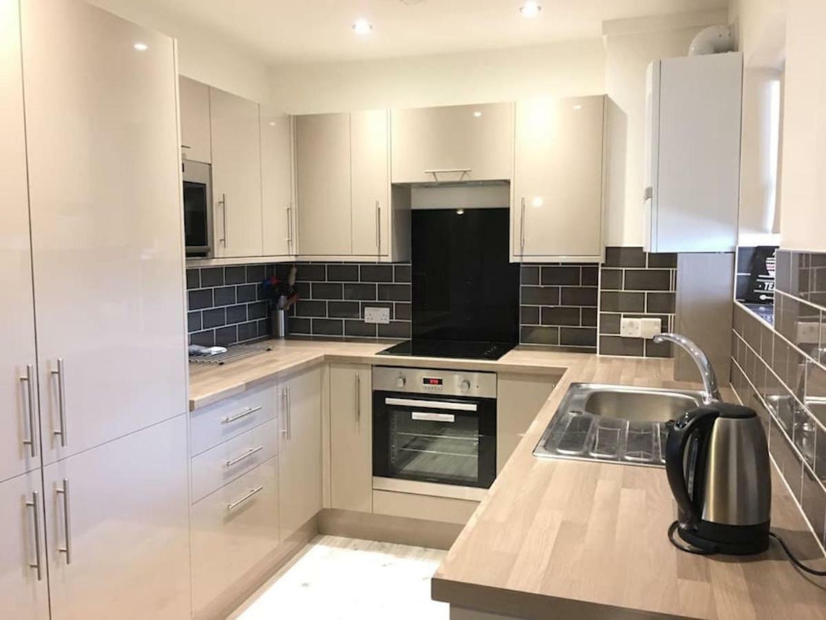 Super Central Cambridge Flat For Up To 4 People Luaran gambar